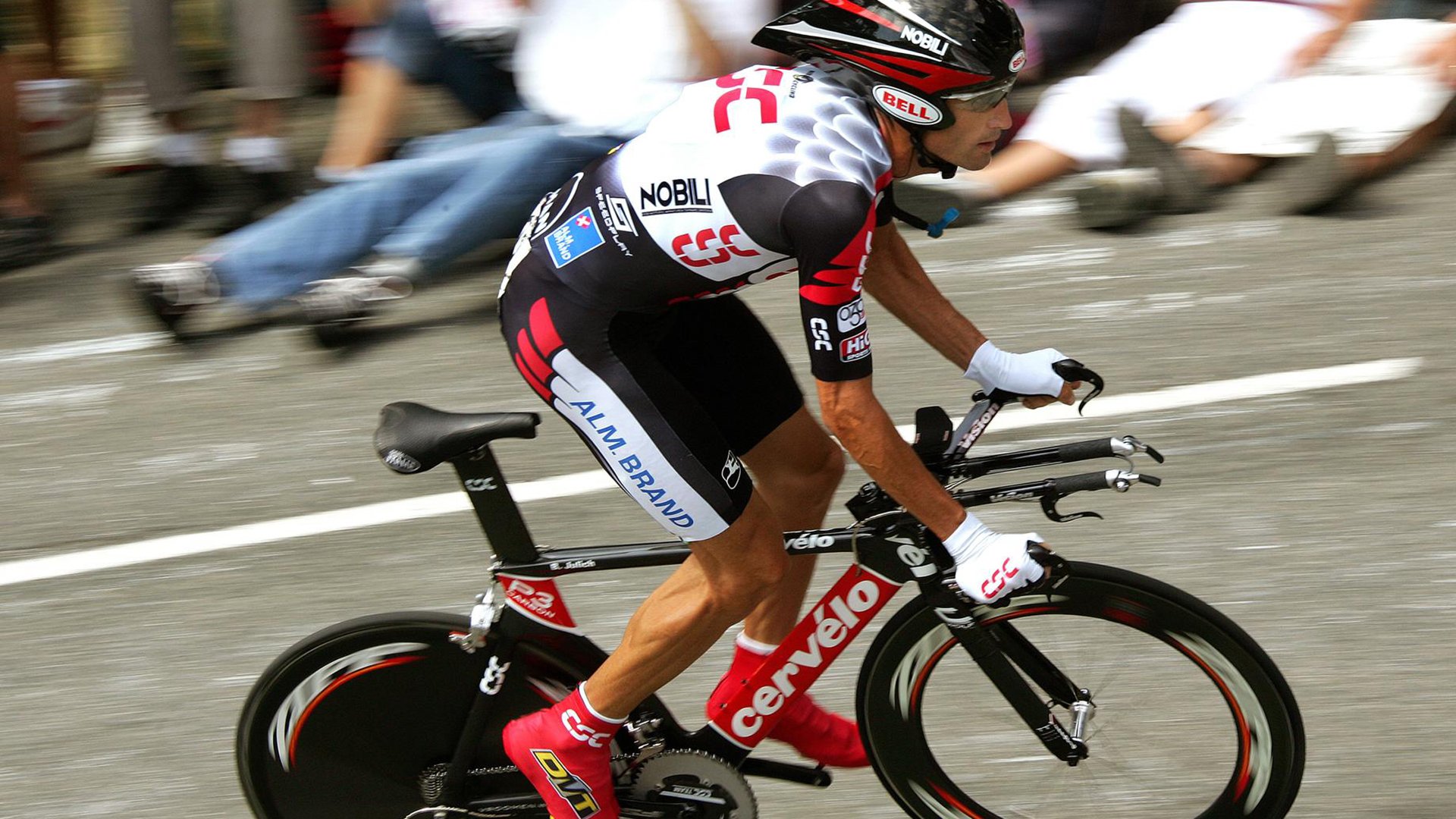 欧洲杯战术创新：变阵、突破、奇迹不断！，欧洲杯战术分析